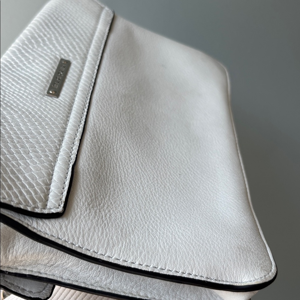 Linea Pelle Greyson Bar Bag - Picture 15 of 16